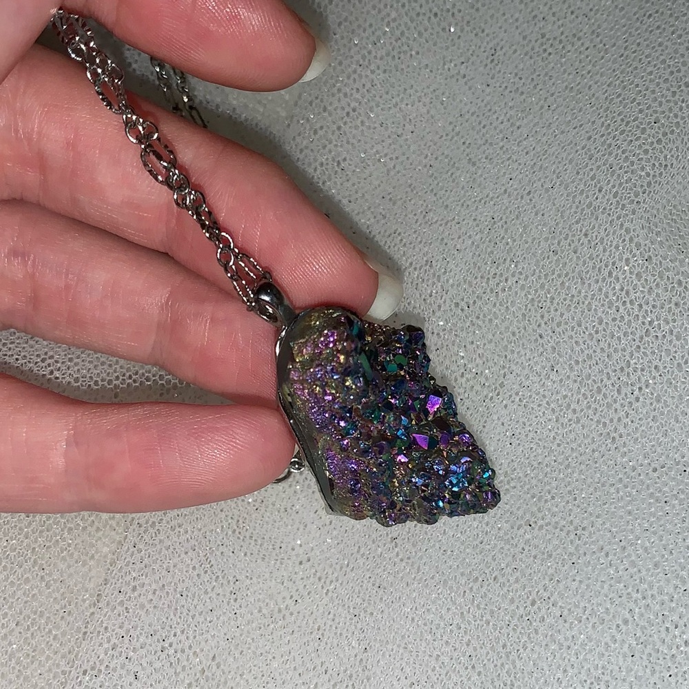 Geode-Style Necklace
